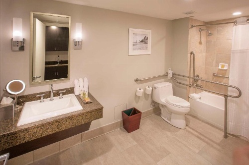 DoubleTree By Hilton Resort Hollywood Beach image 16